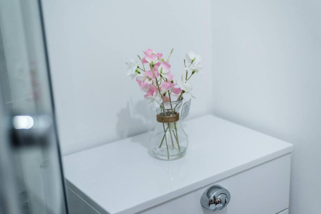 Liverpool City Centre - Fabulous 3 En-Suite Bedrooms - Sleeps 10 People Ngoại thất bức ảnh
